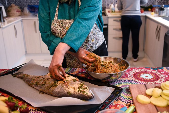 Private Casablanca Market Tour and Cooking Class with Chamsi - From shopping bags to the home kitchen