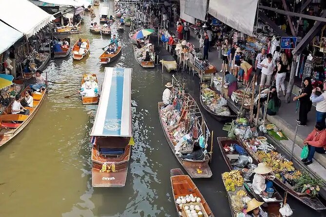 Private Damnoen Saduak and Maeklong Railway Market Tour(min 2pax) - Starting at River City Bangkok
