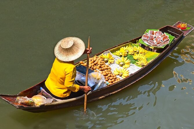 Private Damnoen Saduak Floating Market and Train Market Tour - Lunch beside the river and the ride back