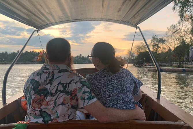Private Excursion to Maeklong Railway & Amphawa Floating Markets - Timing, comfort, and who should book
