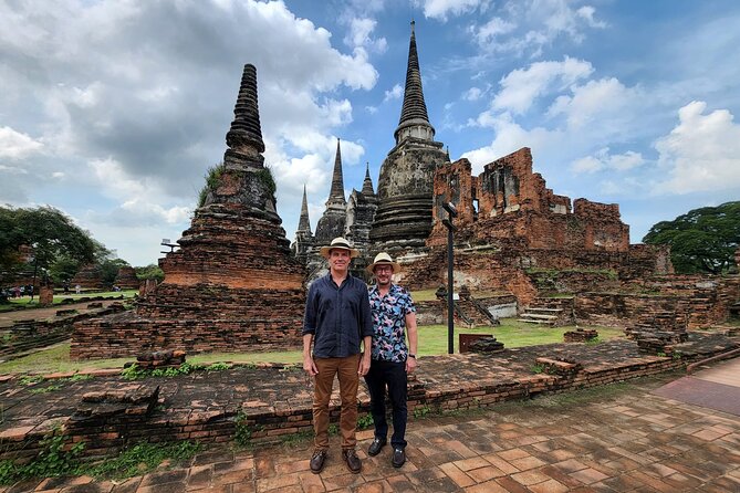 Private Floating Market and Historical Ayutthaya Sightseeing Tour - Thai lunch and the long road north