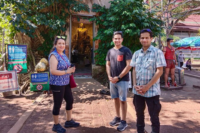 Private Floating Market and Maeklong Railway Tour from Bangkok - Lunch and the practical value of what is included