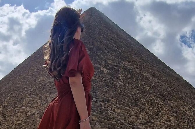 Private Full day Tour to Pyramids, Egyptian Museum and Bazaar - A full Cairo day built around the essentials