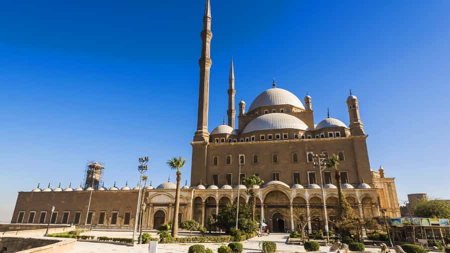Private Giza Pyramids , Museum, Citadel and Cairo Bazaar - The Sphinx and Khafre’s Valley Temple