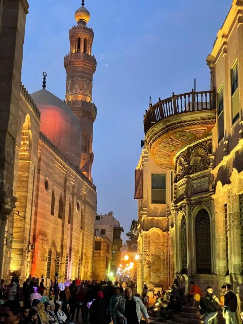 Private Giza Pyramids , Museum, Citadel and Cairo Bazaar - The Egyptian Museum and 5,000 years of art