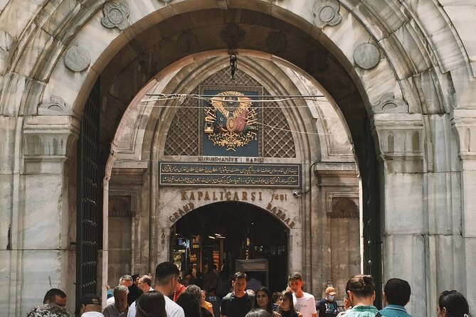 Private Istanbul Shopping in Grand Bazaar with Personal Shopper - What you might buy, from rugs to silk jackets