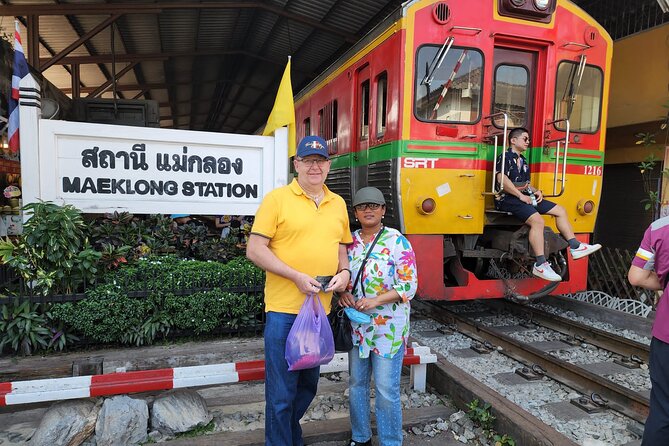 Private Maeklong Railway Market and Amphawa Day Tour from Bangkok - Amphawa Floating Market by longtail boat