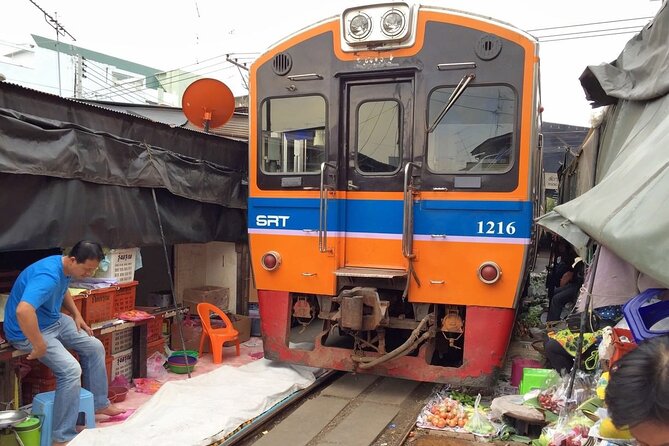 Private Maeklong Railway Market and Amphawa Day Tour from Bangkok - Who should book this experience