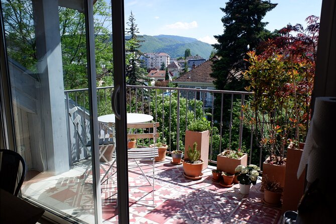 Private Market Tour and Cooking Class in Annecy with a Local - What might appear on the lunch menu