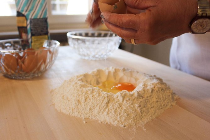 Private Market Tour and Cooking Class in Bologna with Giovanna C - English, Italian, and communication