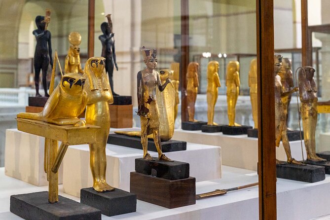 Private sightseeing Tour: Giza Pyramids, Egyptian Museum and Khan Khalili Bazaar - 8:00 am pickup and the ride to Giza
