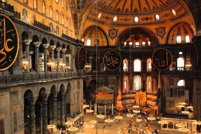 Private: Topkapi Palace, St. Sophia, Blue Mosque, Grand Bazaar, Hipodromme - Who should book this tour?