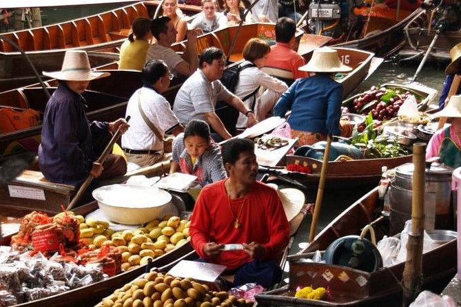 Private Tour: Floating Markets and Suan Sampran Day Trip from Bangkok - How to avoid feeling rushed at the market