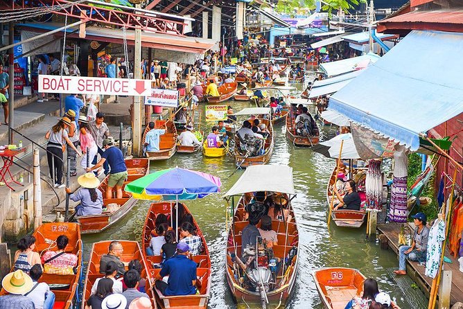 Private Tour: Floating Markets of Damnoen Saduak Cruise Day Trip from Bangkok - Arriving by long-tail boat through the canals