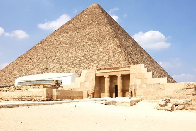 Private Tour Giza Pyramids & Egyptian Museum and Citadel & Old Cairo and Bazaar - Khan El Khalili: useful extra, not a guarantee