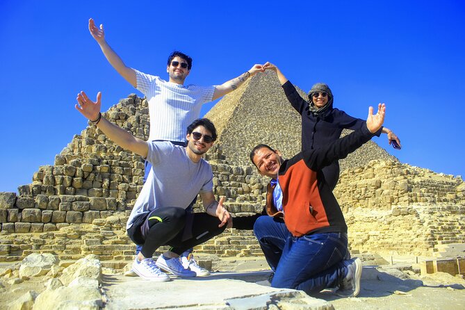 Private tour Giza Pyramids&egyptian Museum&khan khalili bazaar - Key points at a glance
