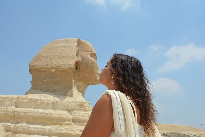 Private Tour: Giza Pyramids, Museum, Bazaar & Lunch Included - The Egyptian Museum and Tutankhamun’s treasures