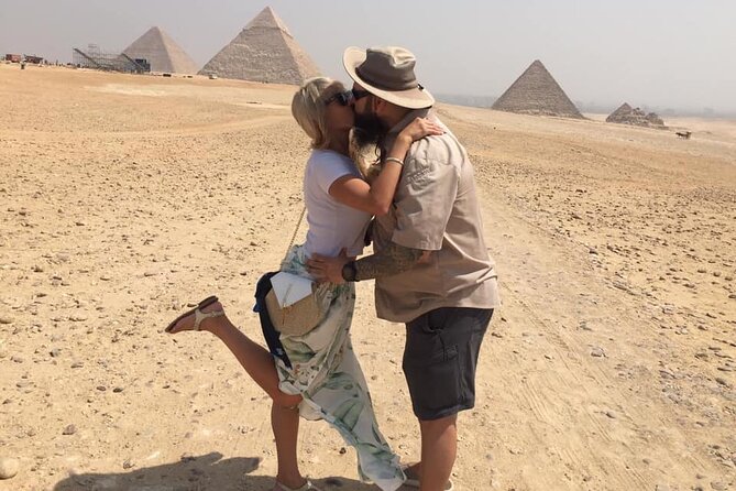 Private Tour Giza pyramids ,Sphinx. Lunch and local bazaars - What the $14 price really covers