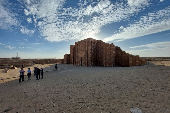 Private Tour in the World of the Pyramids'Egyptian Museum'Bazaar - Who will get the most from this tour