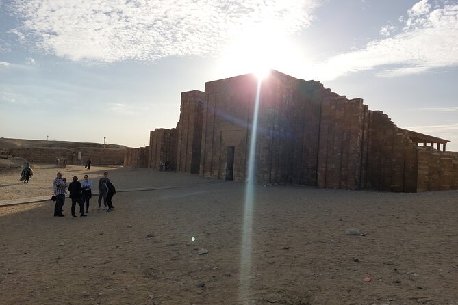 Private Tour in the World of the Pyramids'Egyptian Museum'Bazaar - Saqqara and the Step Pyramid of Djoser