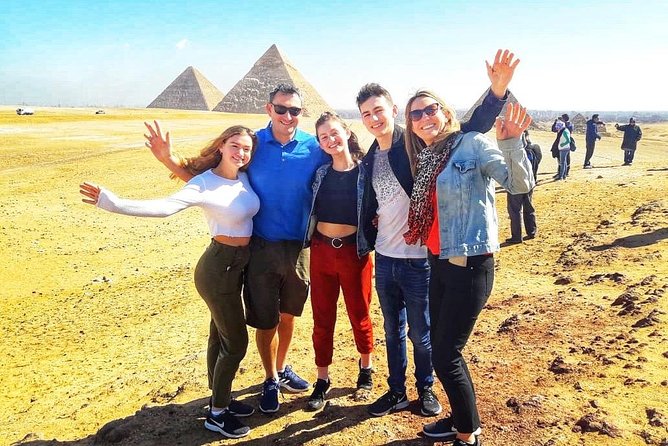 Private tour to Giza pyramids,sphinx,museum,market& lunch - The Egyptian Museum and Tutankhamen’s treasures