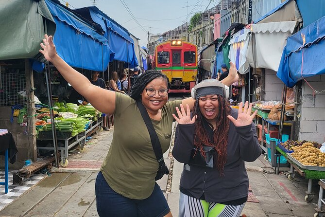 Private Tour to Maeklong Railway Market and Floating Market - The guide can make or break the timing