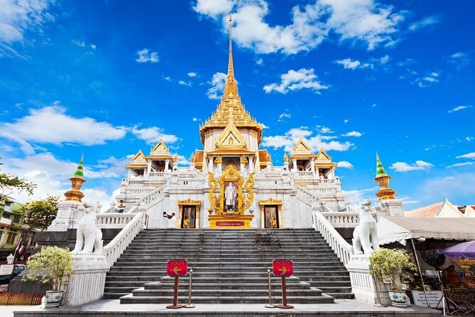 Private Tour to Maeklong Train Market and Floating Market - What the private format changes