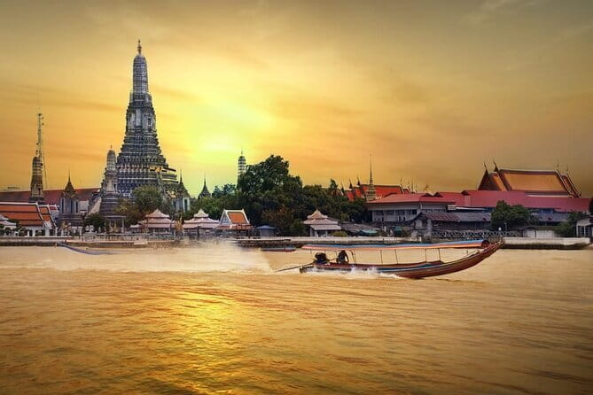Private Tour to Maeklong Train Market and Floating Market - Who should book this experience?