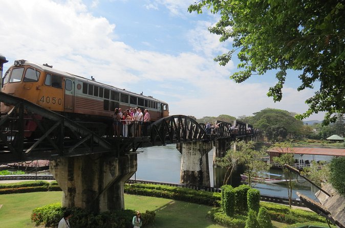 Private Tour to the Floating Market and Bridge over River Kwai - Why this day trip works from Bangkok