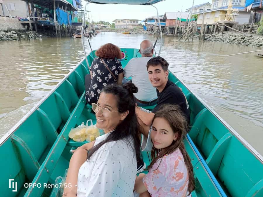 Private Unseen Mangrove Forest and Floating & Railway Market - Three hours at Damnoen Saduak Floating Market