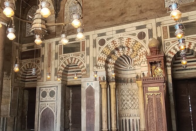 Private Walking Tour in ElMoez Street & Khan Elkhalili Market - Who will get the most from this Cairo evening