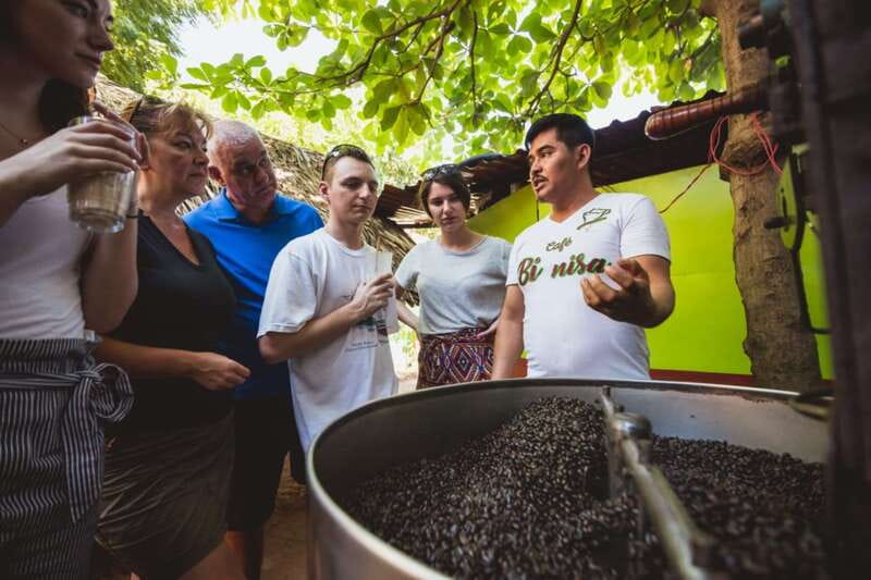 Puerto Escondido: Boat Cruise and Market Visit - Who should book this experience?