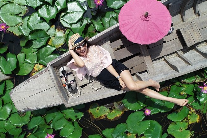 Red Lotus garden market with Thai culture halfday tour - A traditional long-tail boat ride