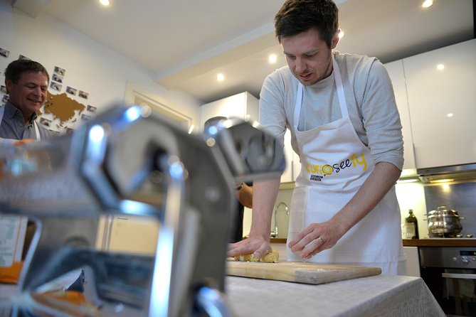 Rialto Market Tour with Hands on Cooking Class, Wine & Tiramisu - Rolling pasta by hand