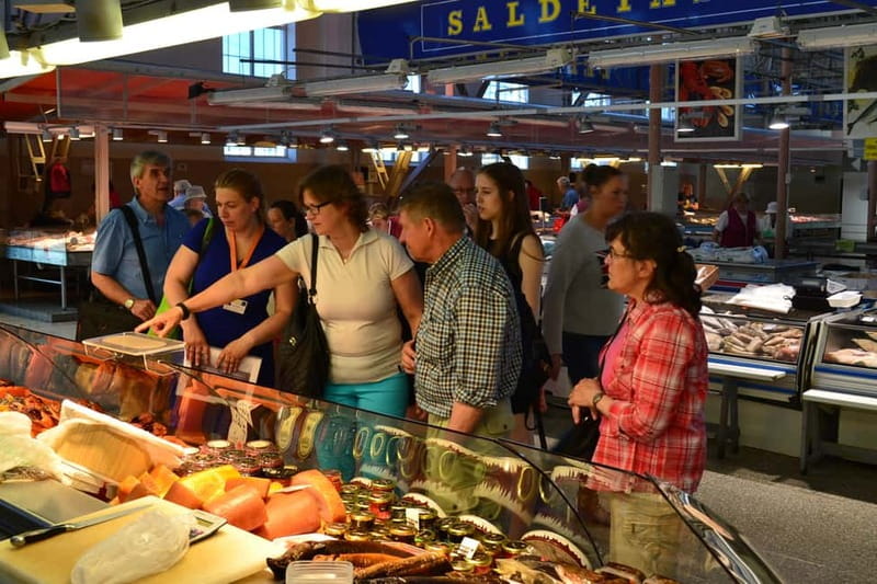 Riga: Central Market Latvian Food Tour - Inside the five market hangars