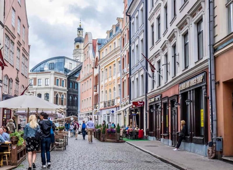 Riga Old Town, C Market & Art Nouveau Guided Walking Tour - Is $118 good value for three hours?