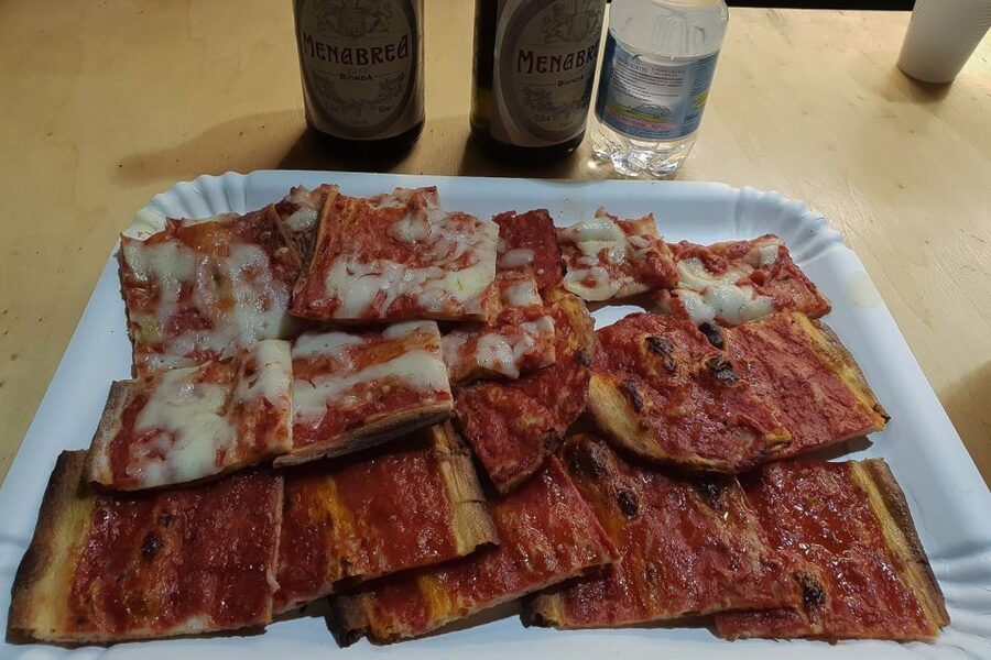 Rome: Campo De' Fiori Market & Trevi 4-Hour Food & Wine Tour - Seven stops that turn snacks into lunch