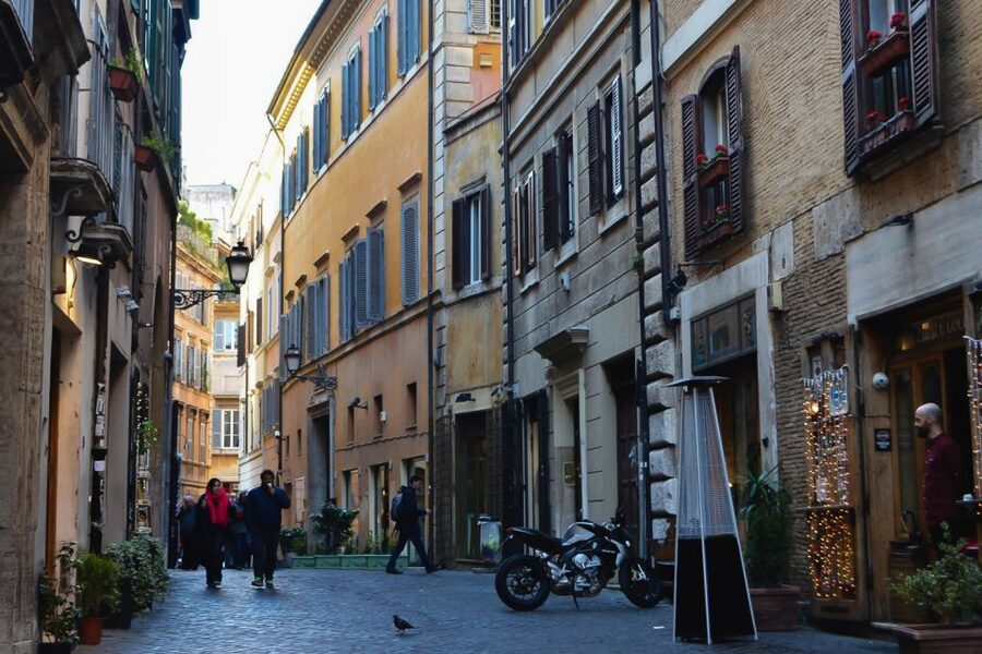 Rome: Campo De' Fiori Market & Trevi 4-Hour Food & Wine Tour - Pace, clothing, and practical limits