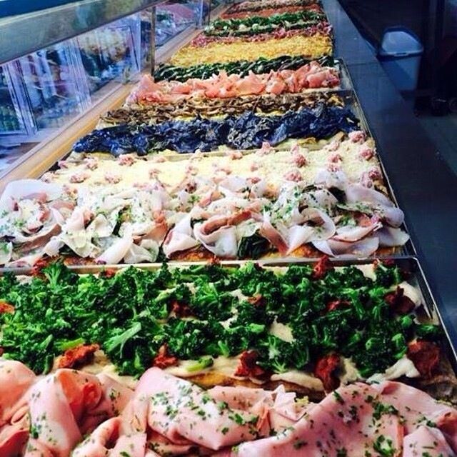 Rome: Food Tour with Market Visit - Group size, guide style, and private tours