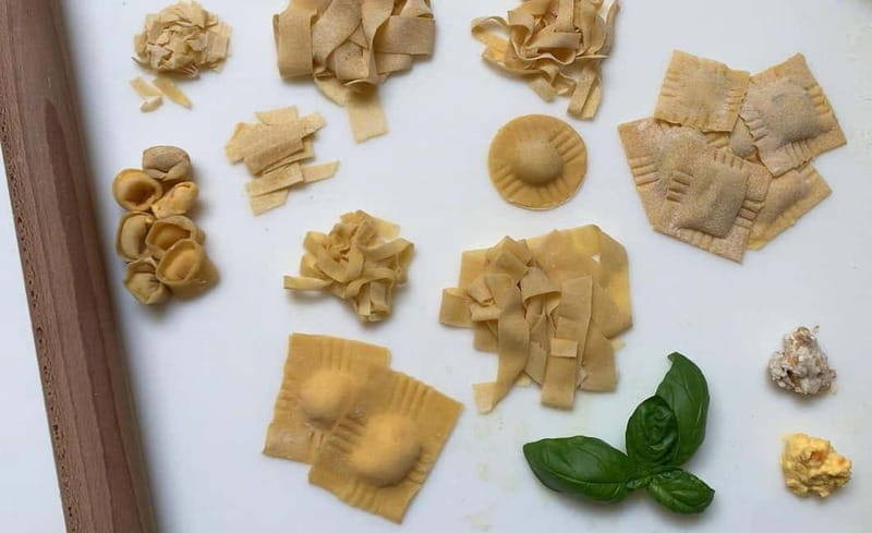 Rome: Pasta Cooking Class with Market Visit and Wine - Inside Kitchen of Mamma
