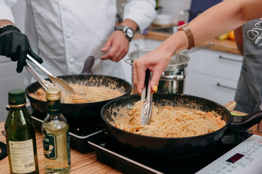 Rome: The Vatican Market Experience Tasting and Class - Key points to know before booking