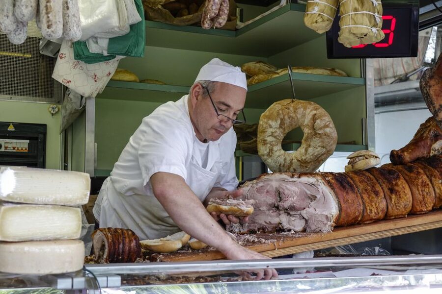 Rome: The Vatican Market Experience Tasting and Class - What the $155.20 price really covers