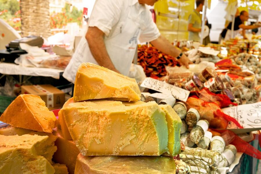 Rome: The Vatican Market Experience Tasting and Class - Who will enjoy this experience most