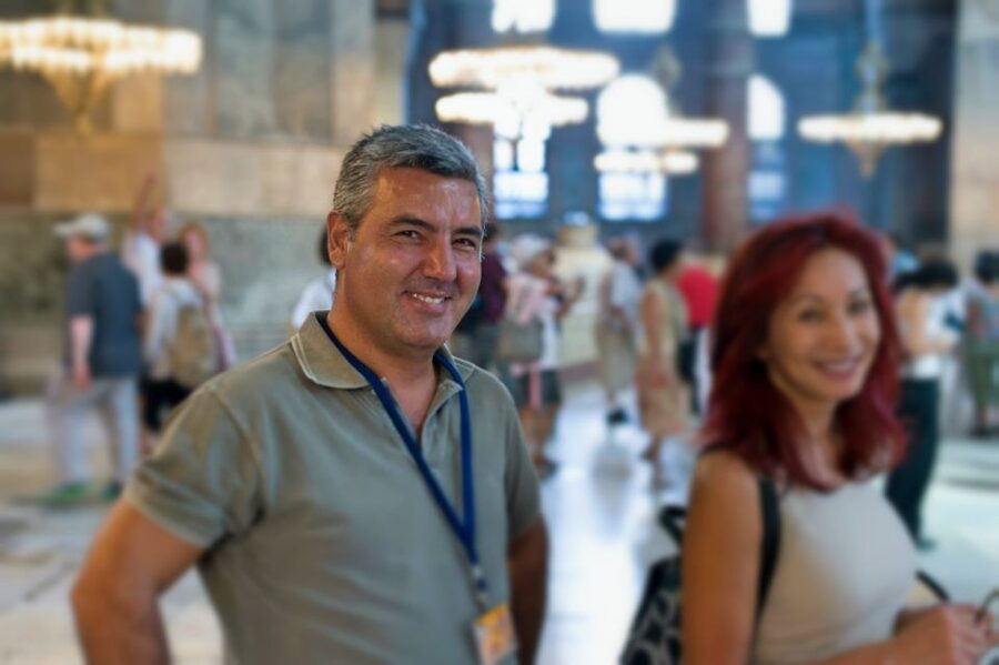 Rug Shopping Private Tour with expert Grand Bazaar - Learning how Turkish rugs are made