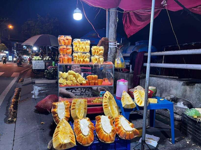Saigon: Floating Market and Food Tasting Tour by Scooter - What makes this Saigon food tour worth considering