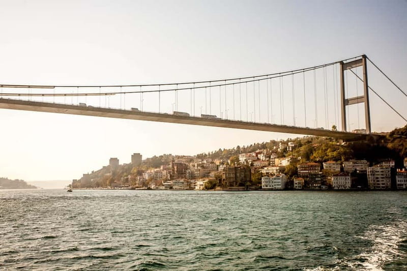 Sailing Through Culture Bosphorus and Spice Bazaar Tour - Why this short Istanbul tour works