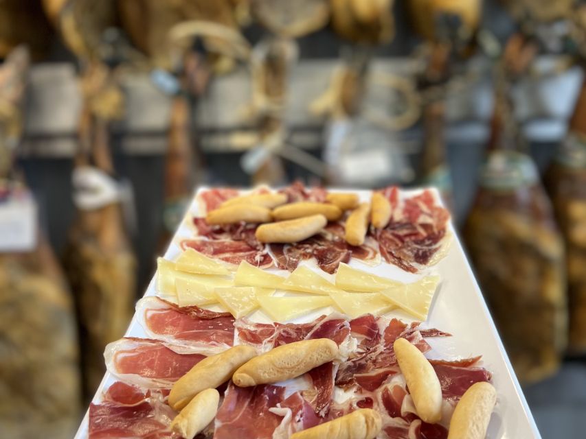 San Sebastian: Market, Pintxos and Wine Tasting Tour - How much walking and eating should you expect?