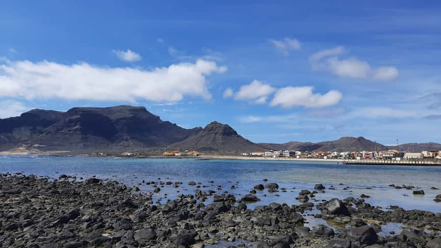 São Vicente: Markets, Beaches and Natural Park Tour - Guides, vehicles, and the feel of the outing