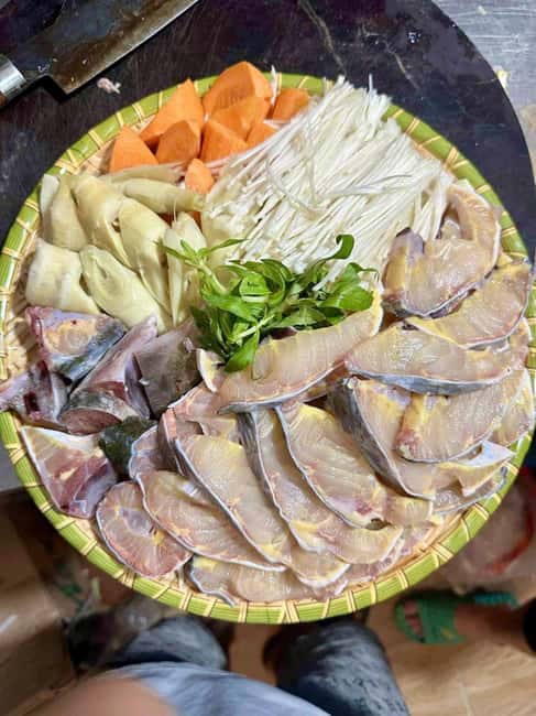 Sapa Night Market Experience – BBQ, Hotpot & Black Chicken - What the $10 fee really buys you