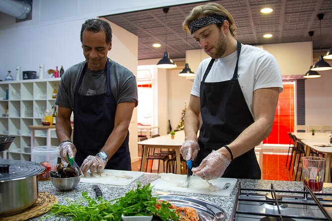 Seafood paella cooking class, tapas and visit to Ruzafa market. - Starting at San Valero Parish